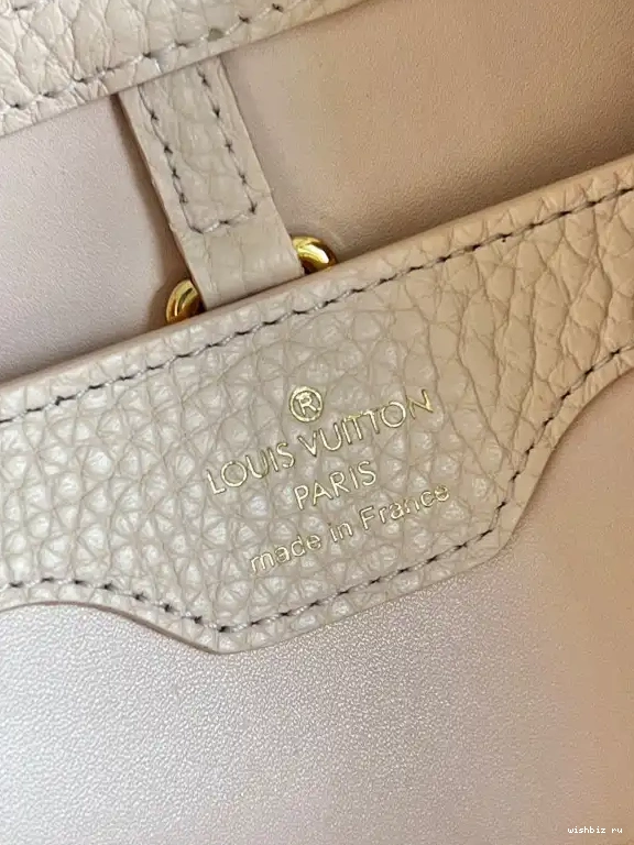 WIS BB LOUIS VUITTON CAPUCINES 0524